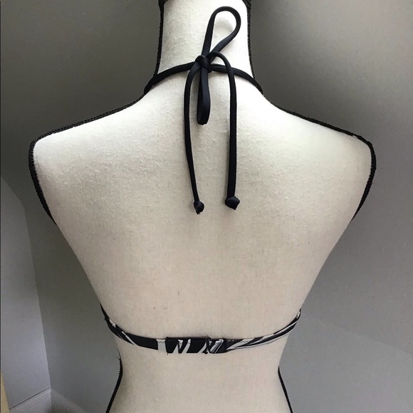 PINK Victoria’s Secret Black Caged Palm Leaf Tropical Halter Bikini Top Size XS - Picture 7 of 11